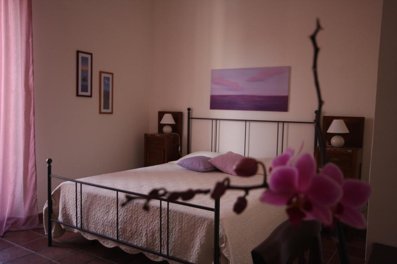 Bed and Breakfast Porta del Vento Giardini-Naxos Exterior foto